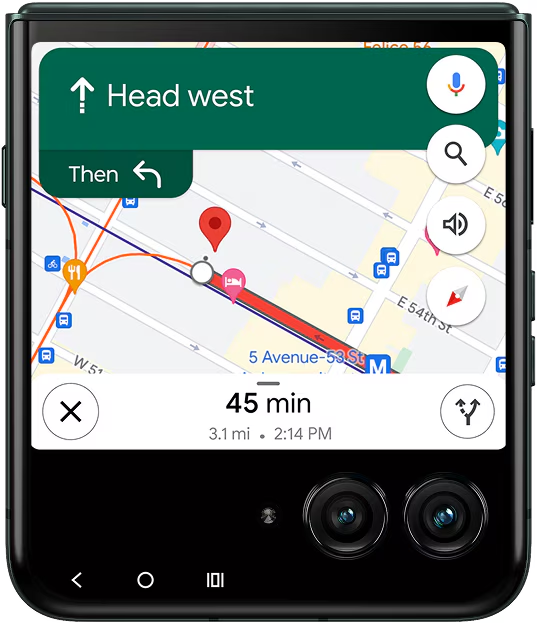 Motorola Razr 60 ultra google maps on back screen.