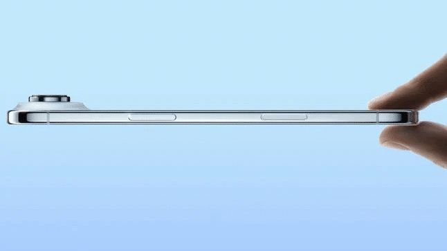 iPhone Air thickness